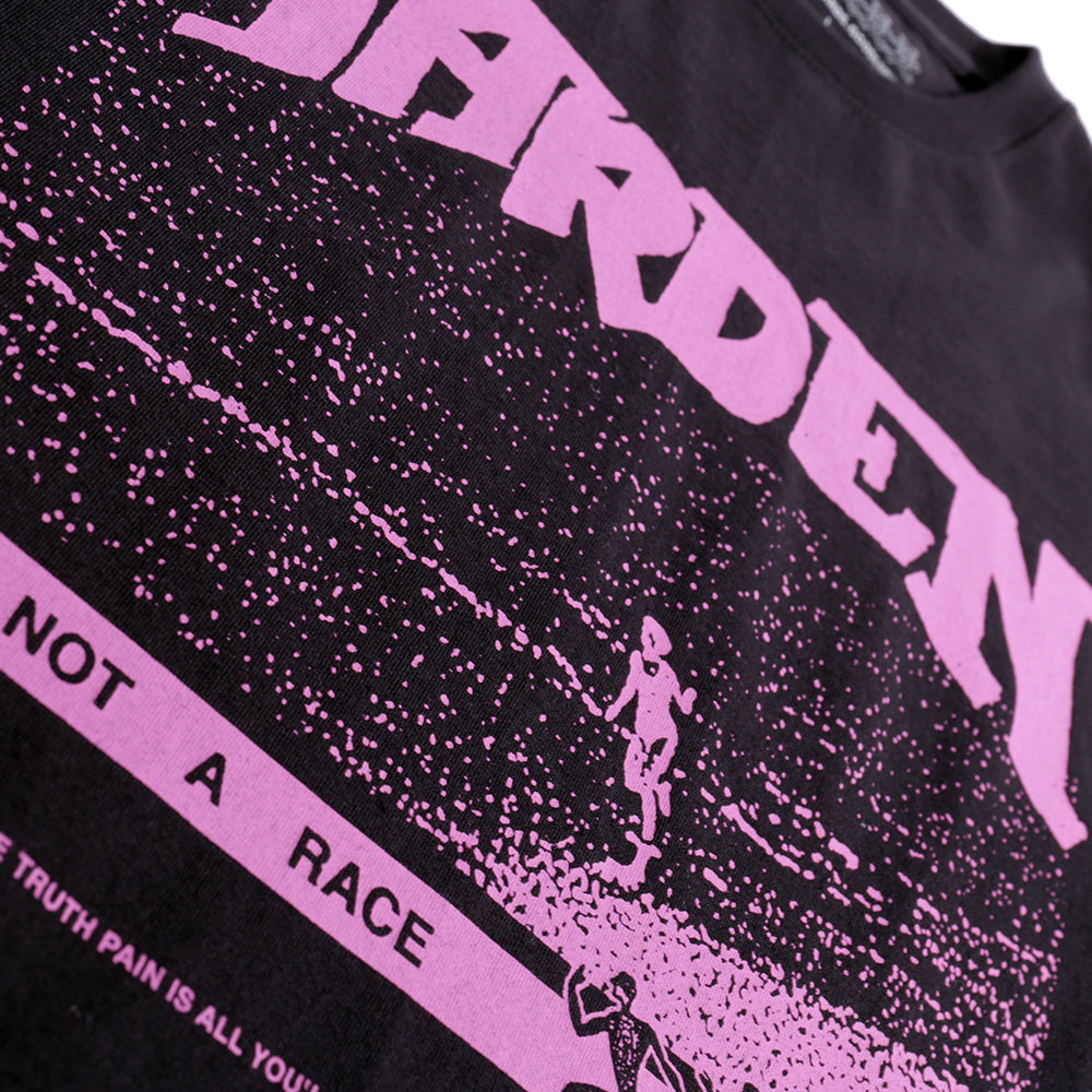 Garden Not A Race Tee Black/Pink