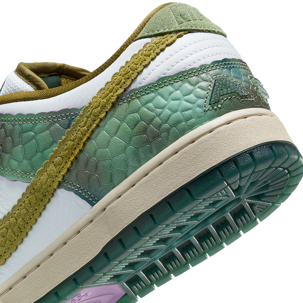 Nike SB Alexis Sablone Dunk Low Pro Shoes Oil Green/Desert Moss-White