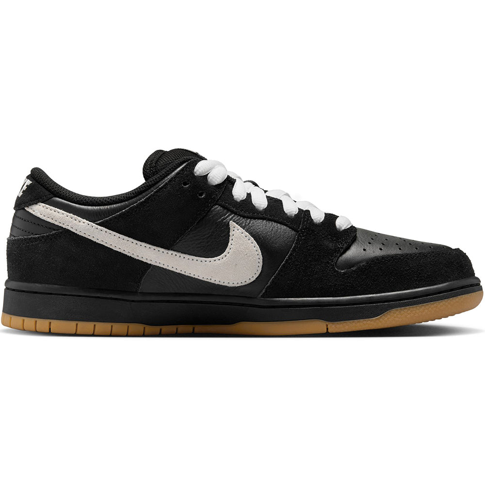 Nike SB Dunk Low Pro Shoes Black/White-Black-Gum Light Brown