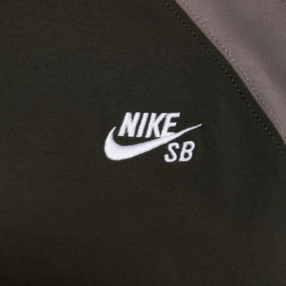 Nike SB Full-Zip Woven Jacket Sequoia/Cave Stone/White