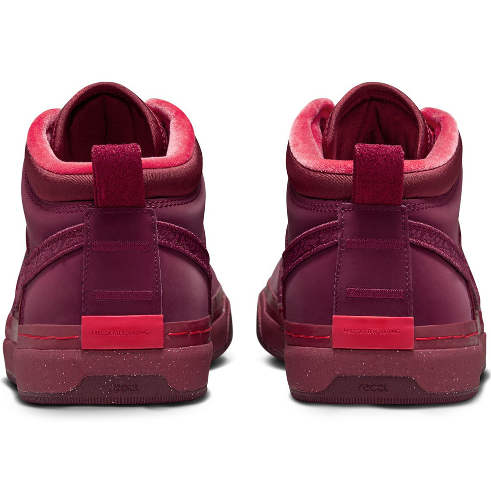 Nike SB React Leo Premium Shoes Dark Beetroot/Dark Beetroot-Team Red