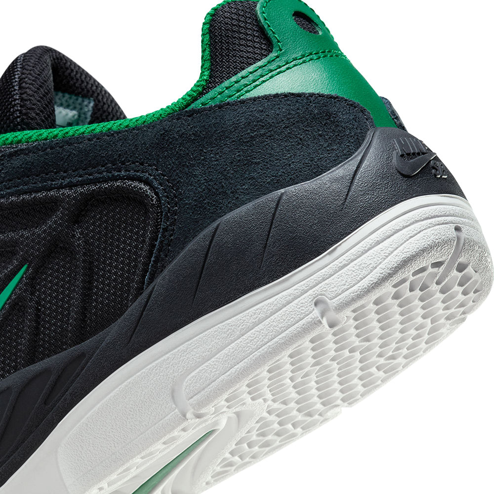 Nike SB Vertebrae Shoes Black/Malachite-Black-Summit White