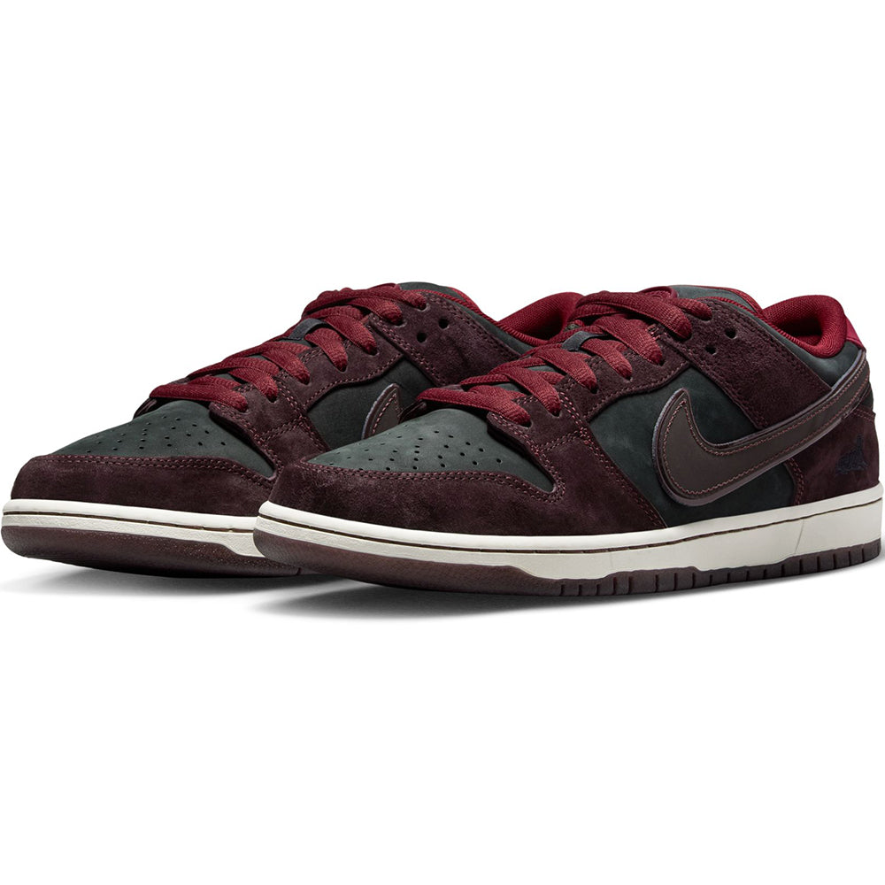 Nike SB x Riot Skateshop Dunk Low Pro Shoes Mahogany/Dark Beetroot-Team Red-Sail