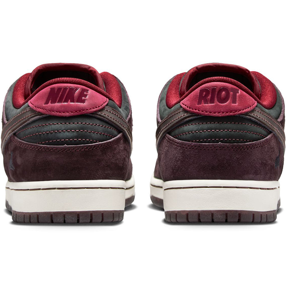 Nike SB x Riot Skateshop Dunk Low Pro Shoes Mahogany/Dark Beetroot-Team Red-Sail