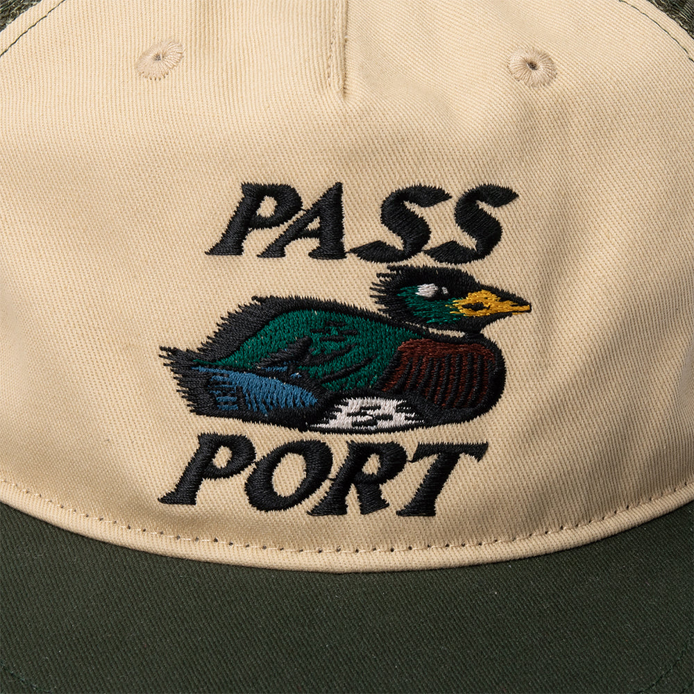 Pass~Port Fast Duck Workers Trucker Cream/Elm