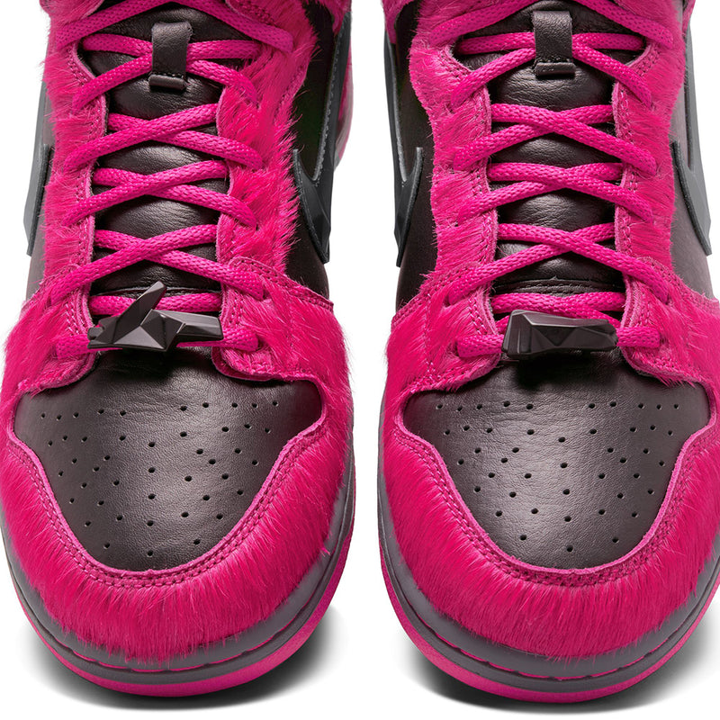 Metallic hot sale pink nike